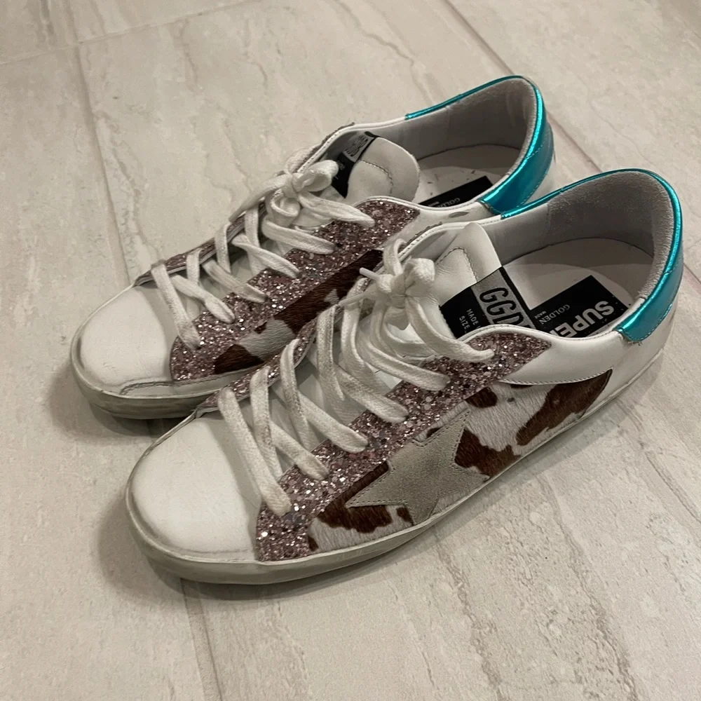 Golden Goose reposhing this